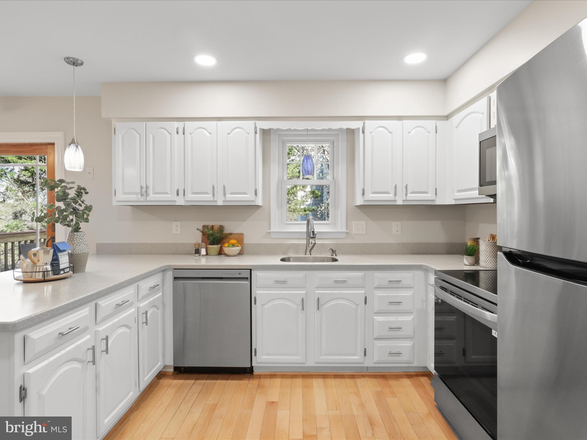 PINECREST - Residential