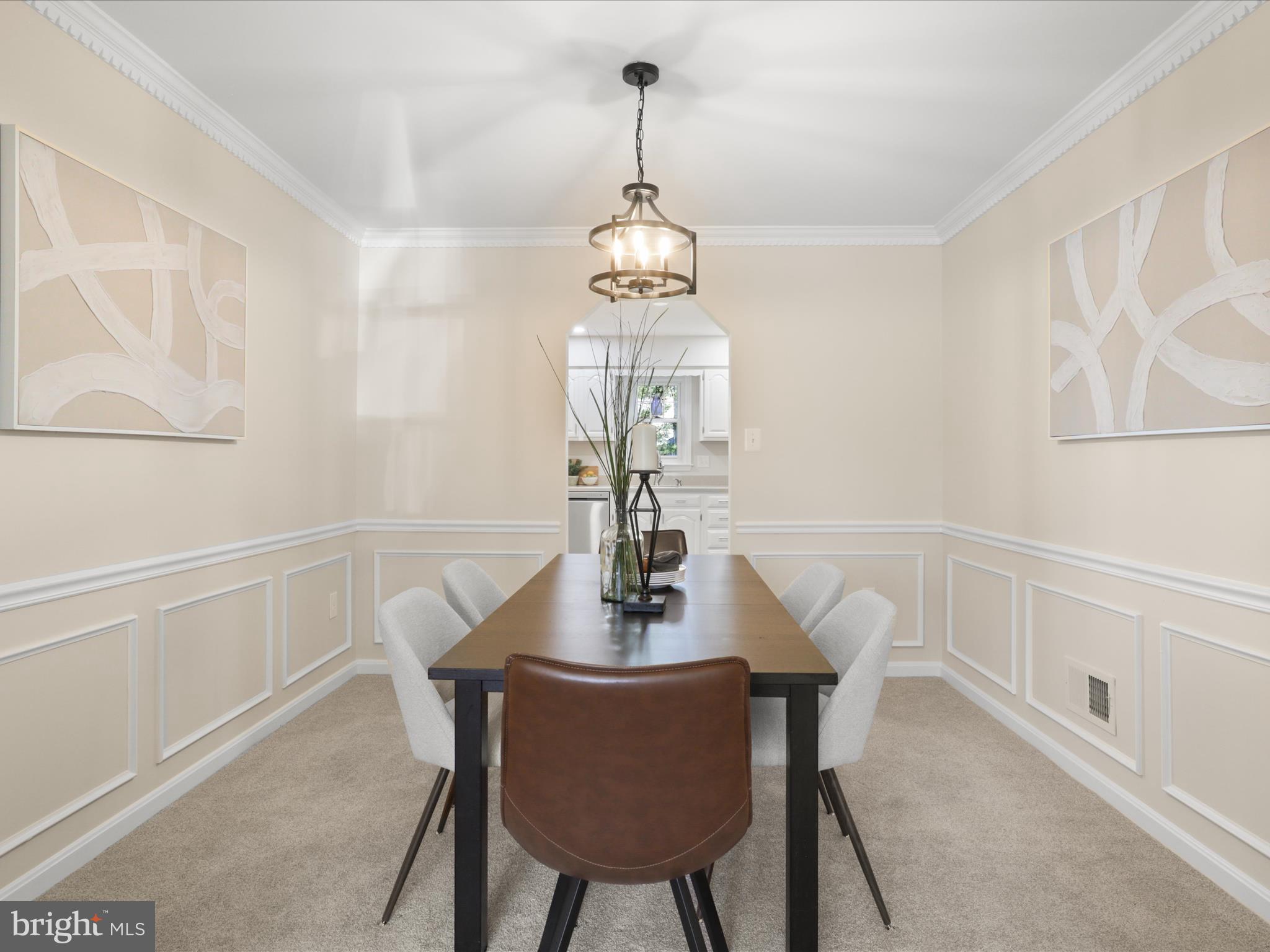 PINECREST - Residential