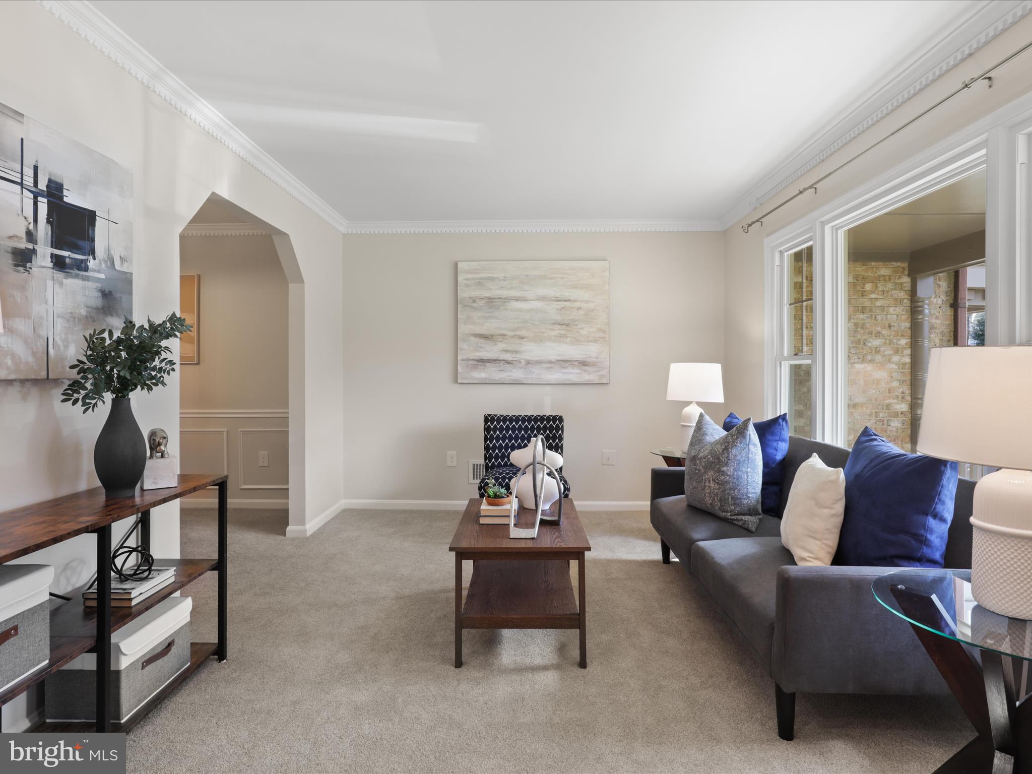 PINECREST - Residential