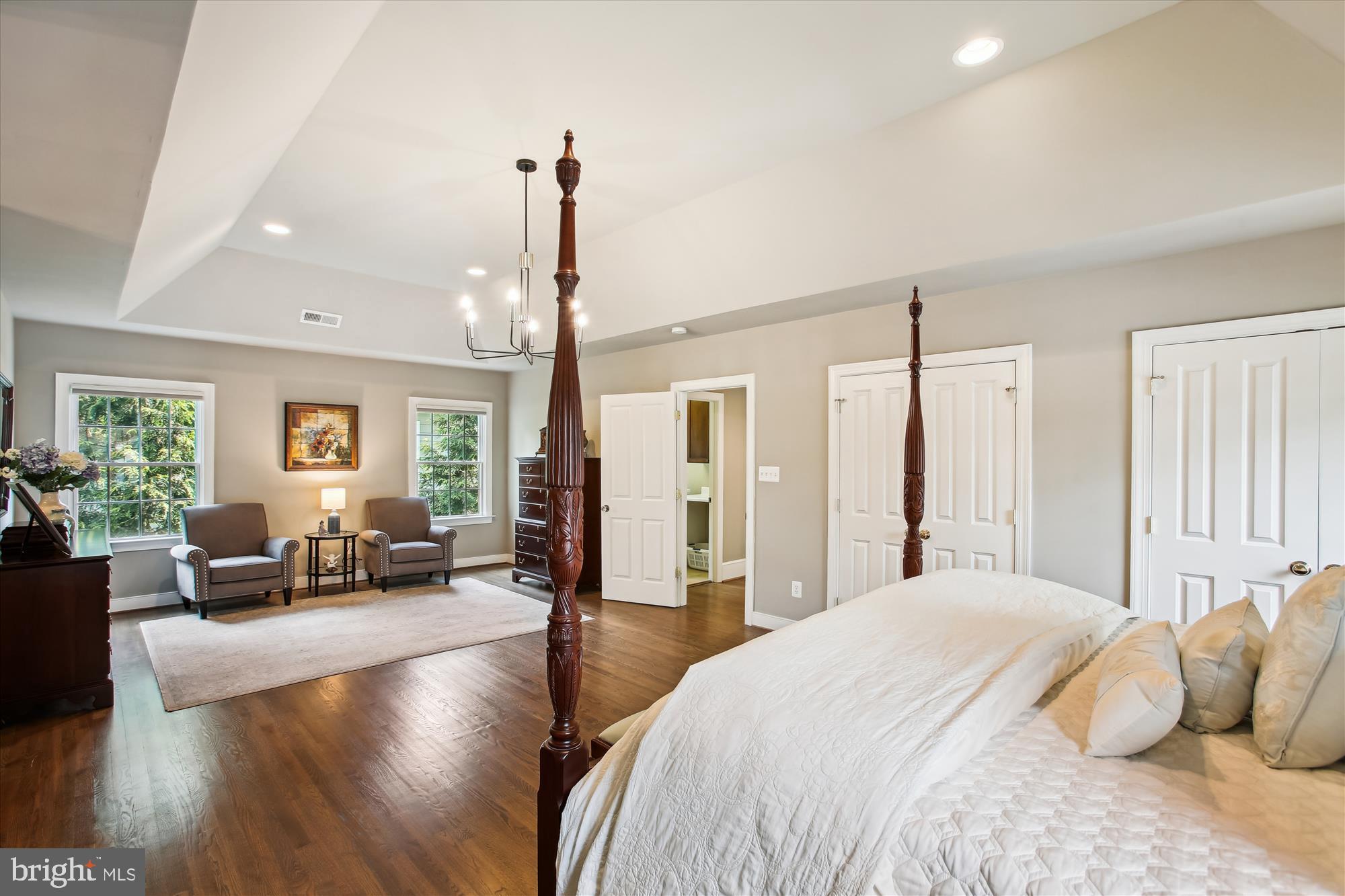 WOODMONT - Residential