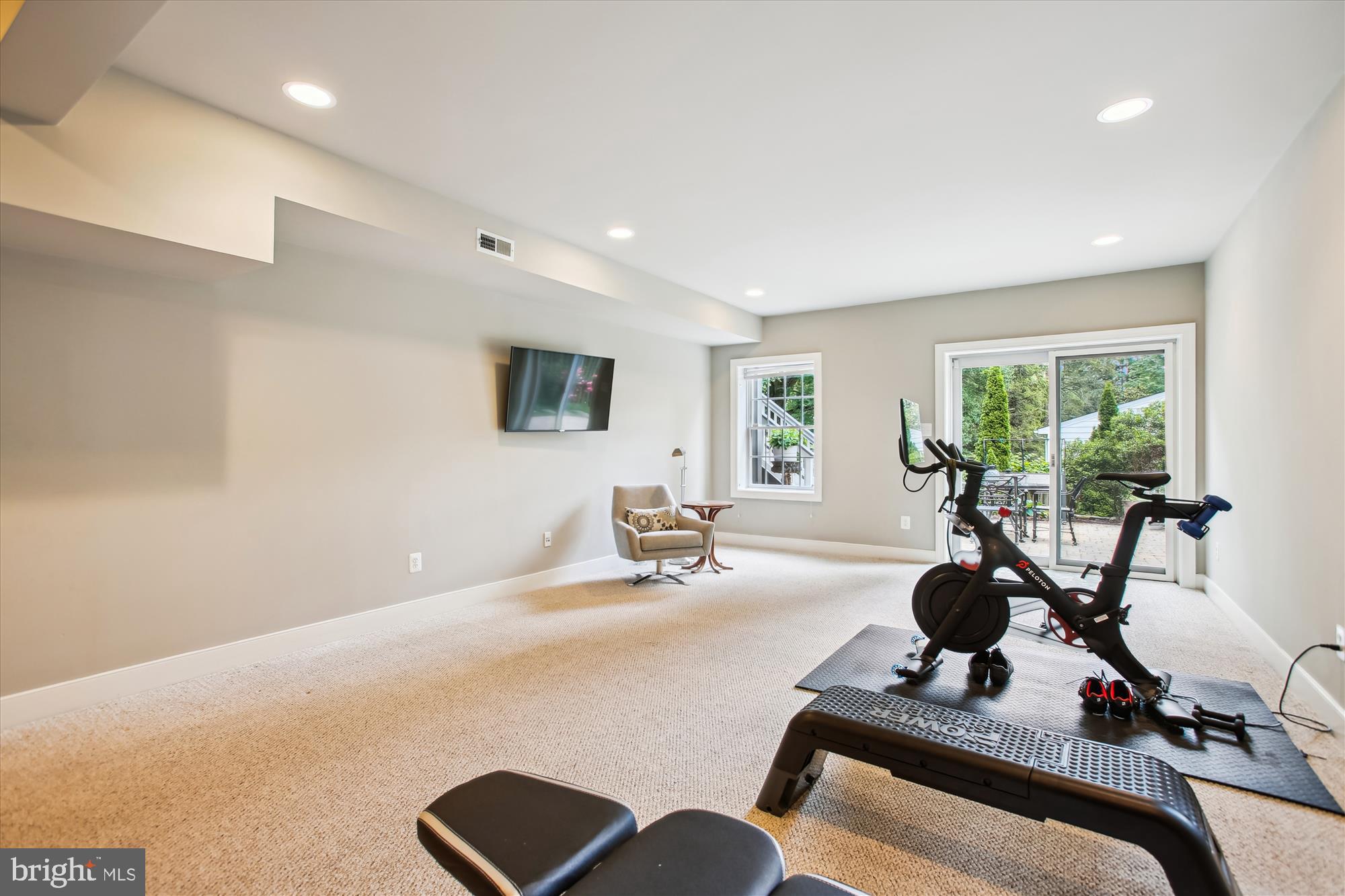 WOODMONT - Residential