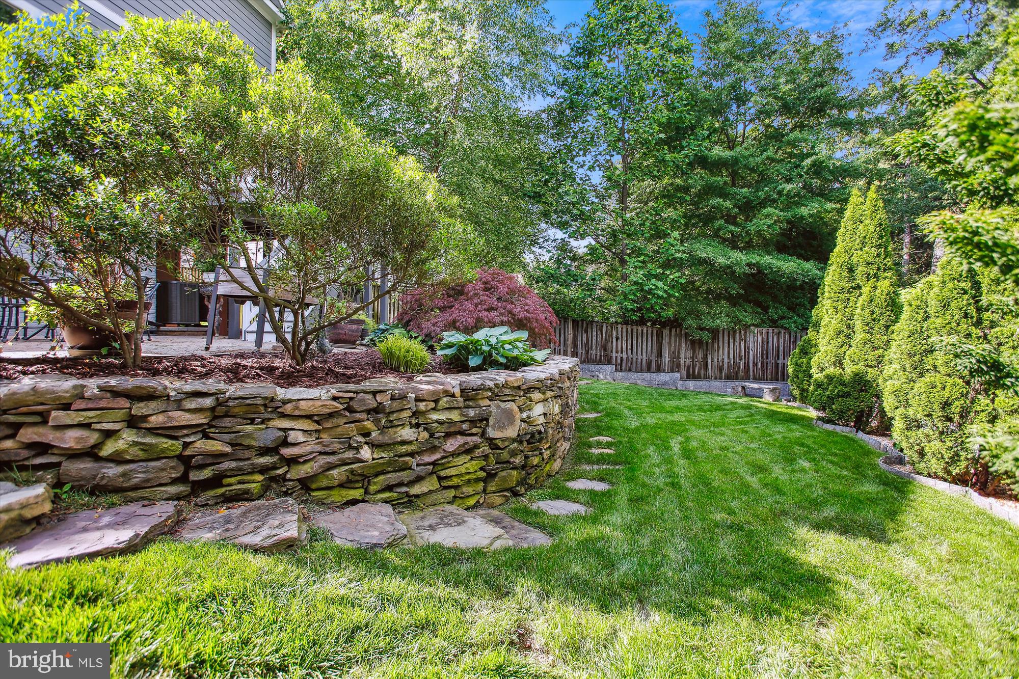 WOODMONT - Residential