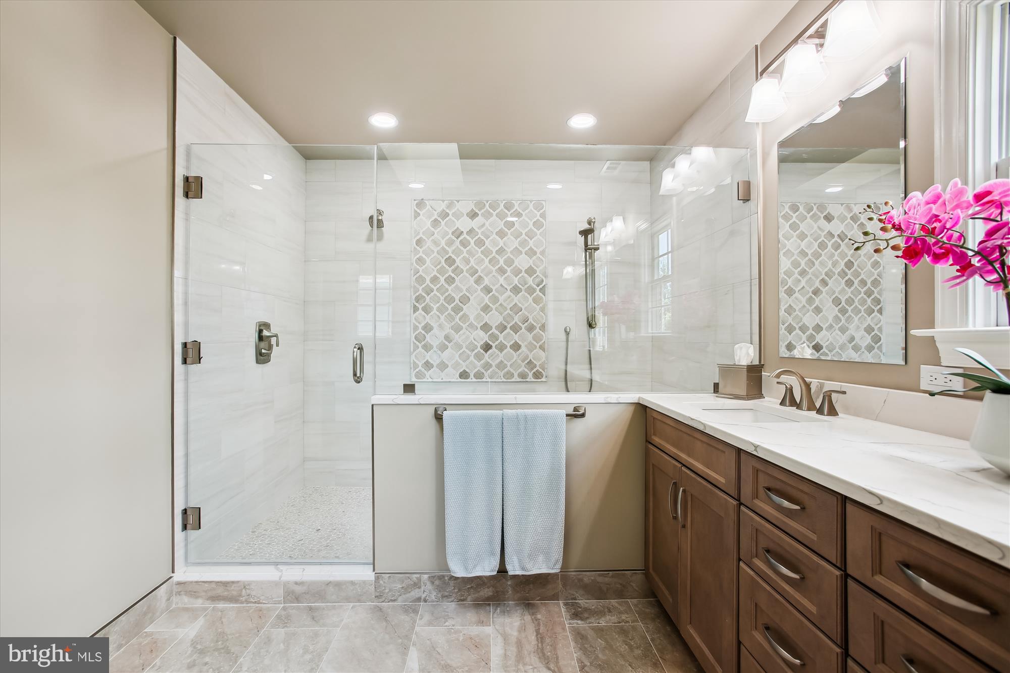 WOODMONT - Residential