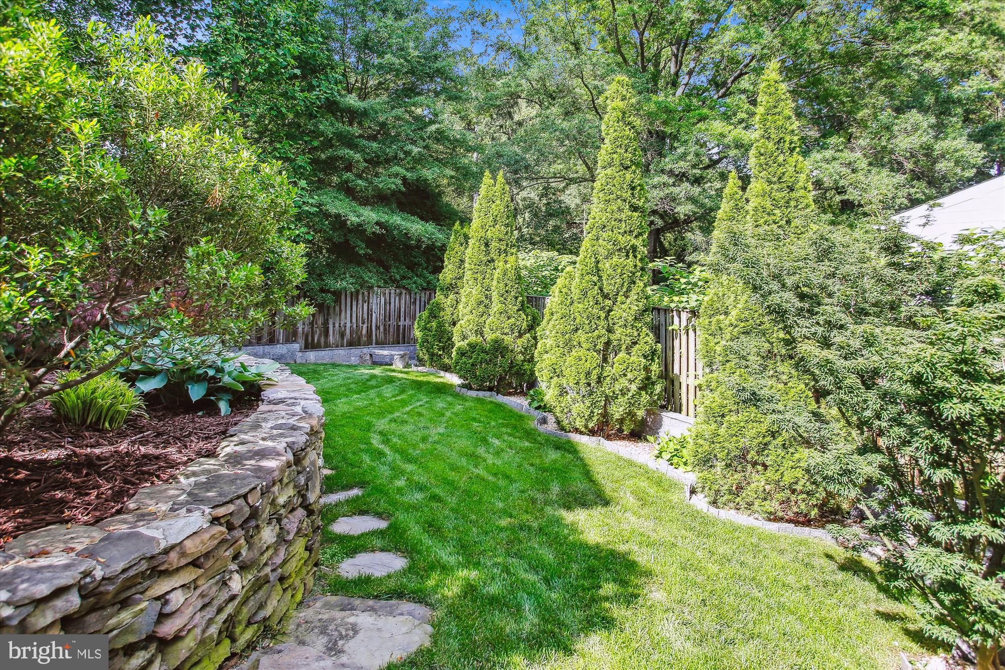 WOODMONT - Residential