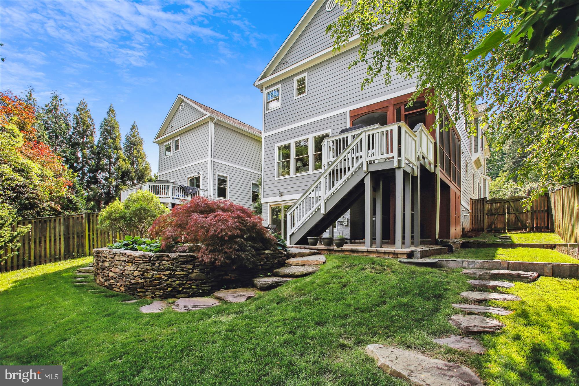 WOODMONT - Residential