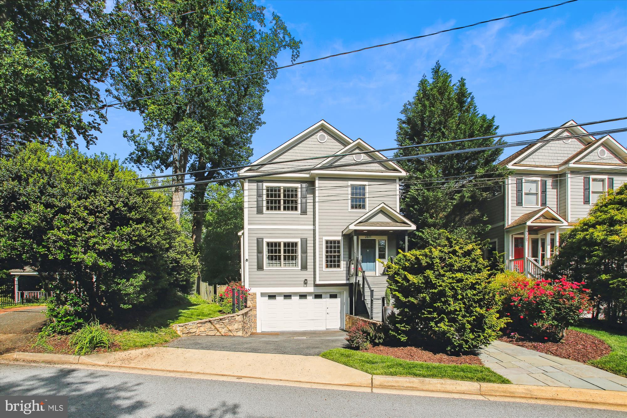 WOODMONT - Residential