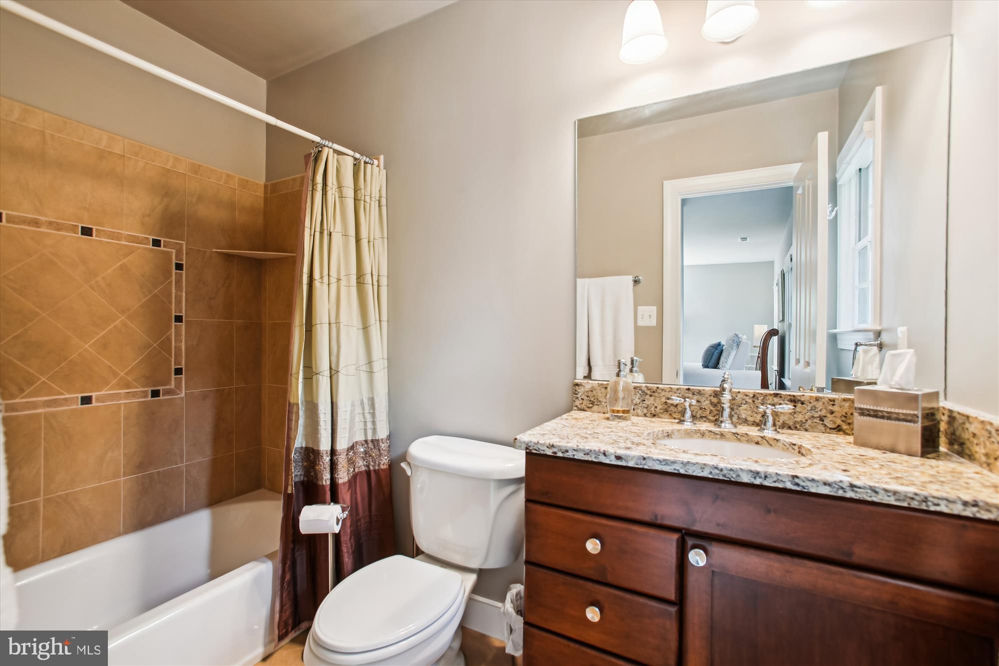 WOODMONT - Residential