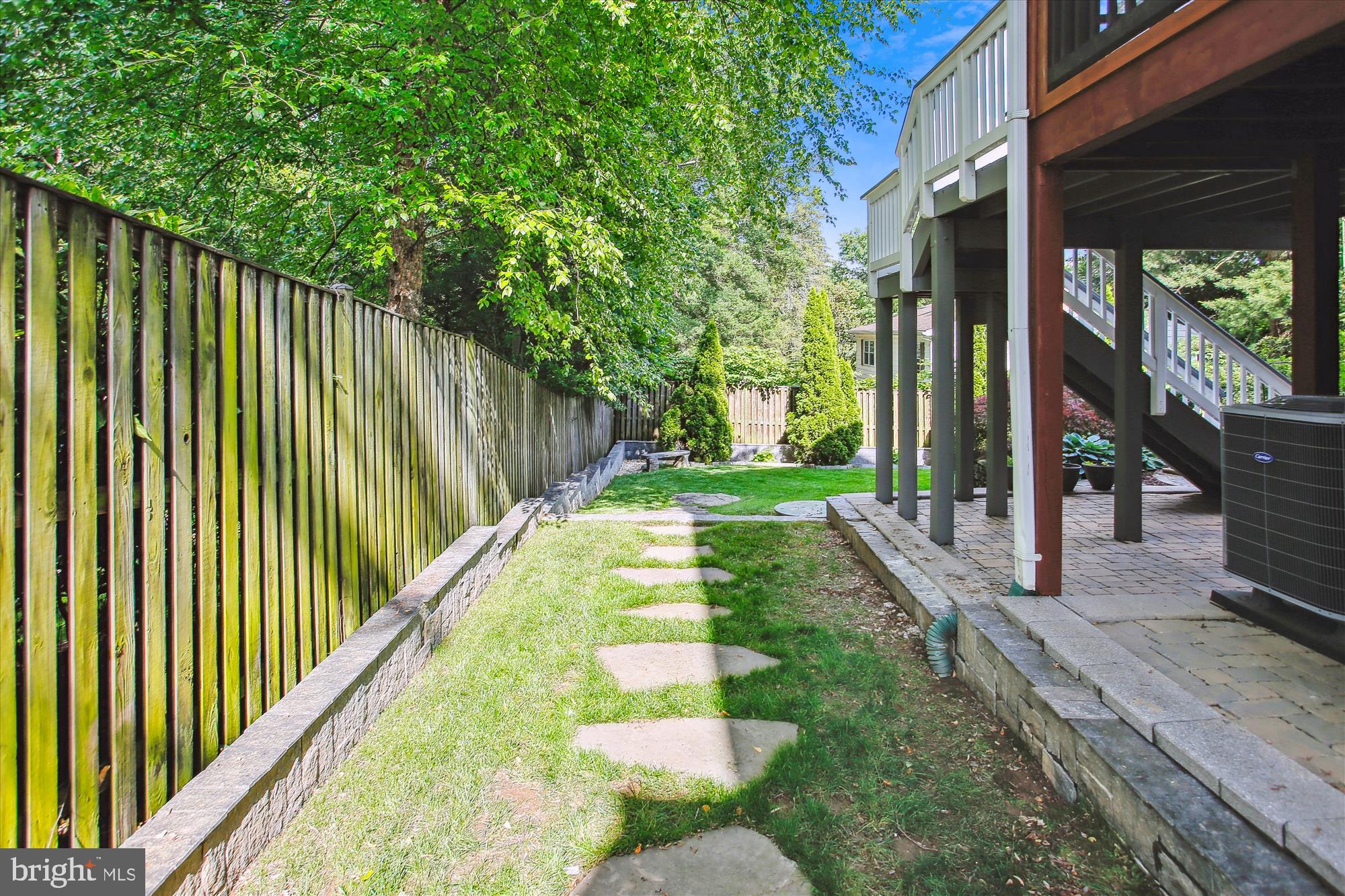 WOODMONT - Residential