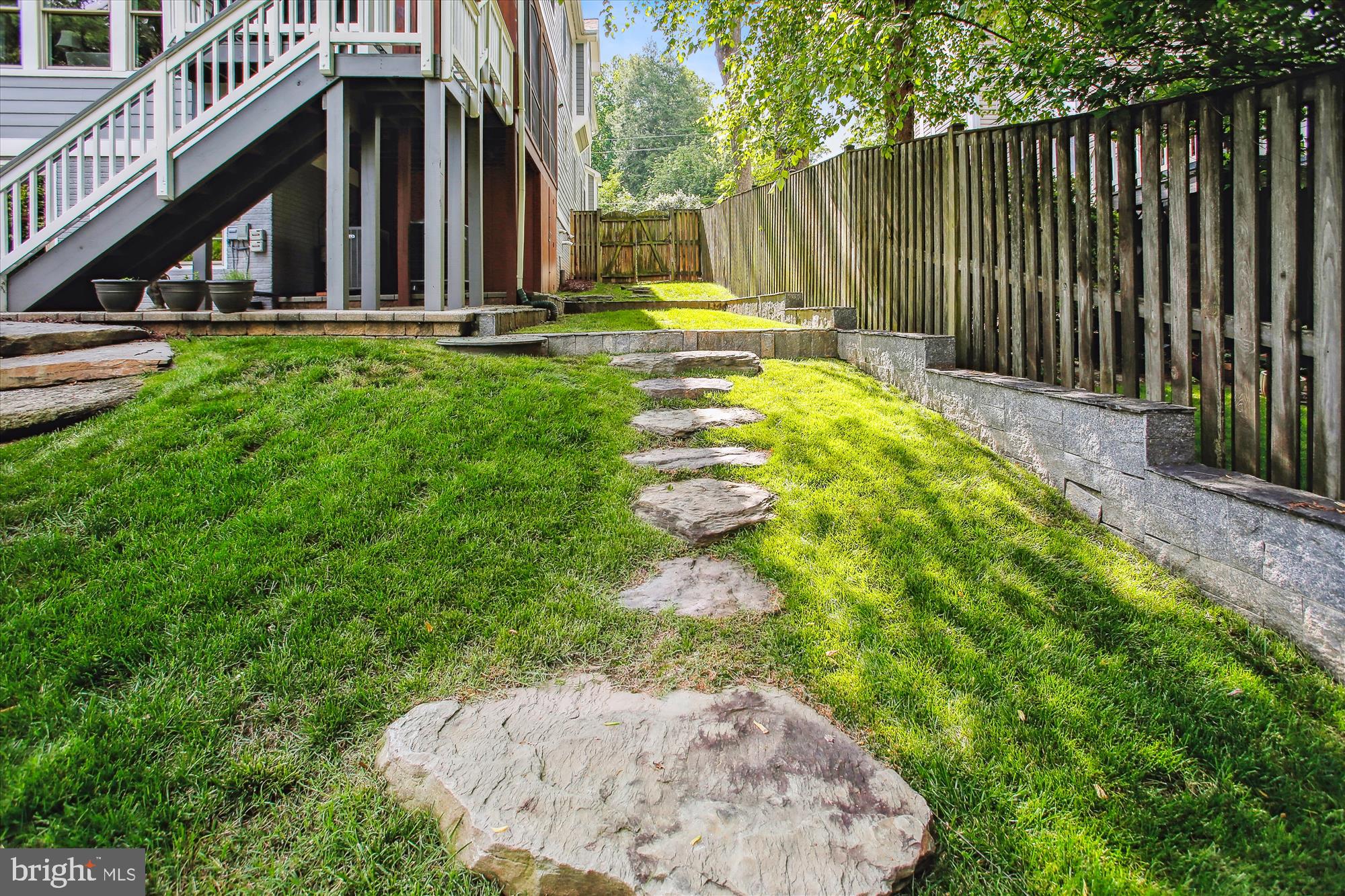 WOODMONT - Residential