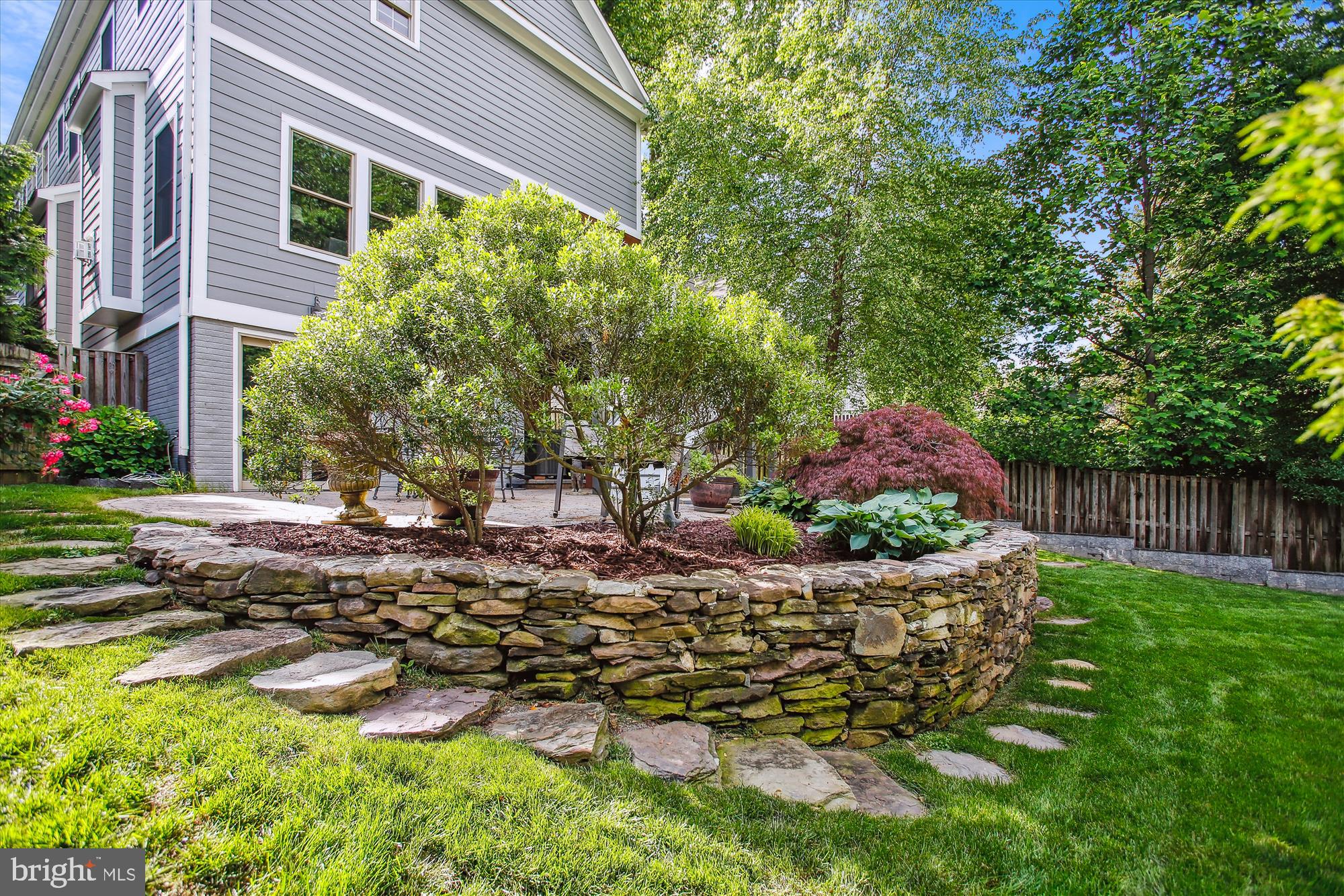 WOODMONT - Residential