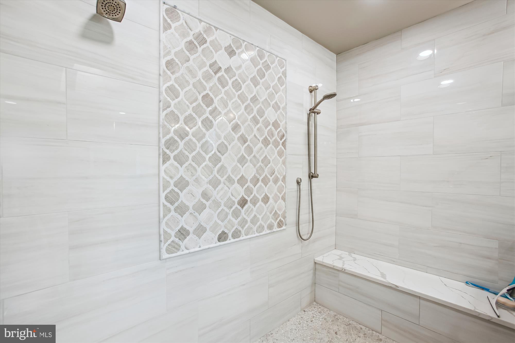 WOODMONT - Residential