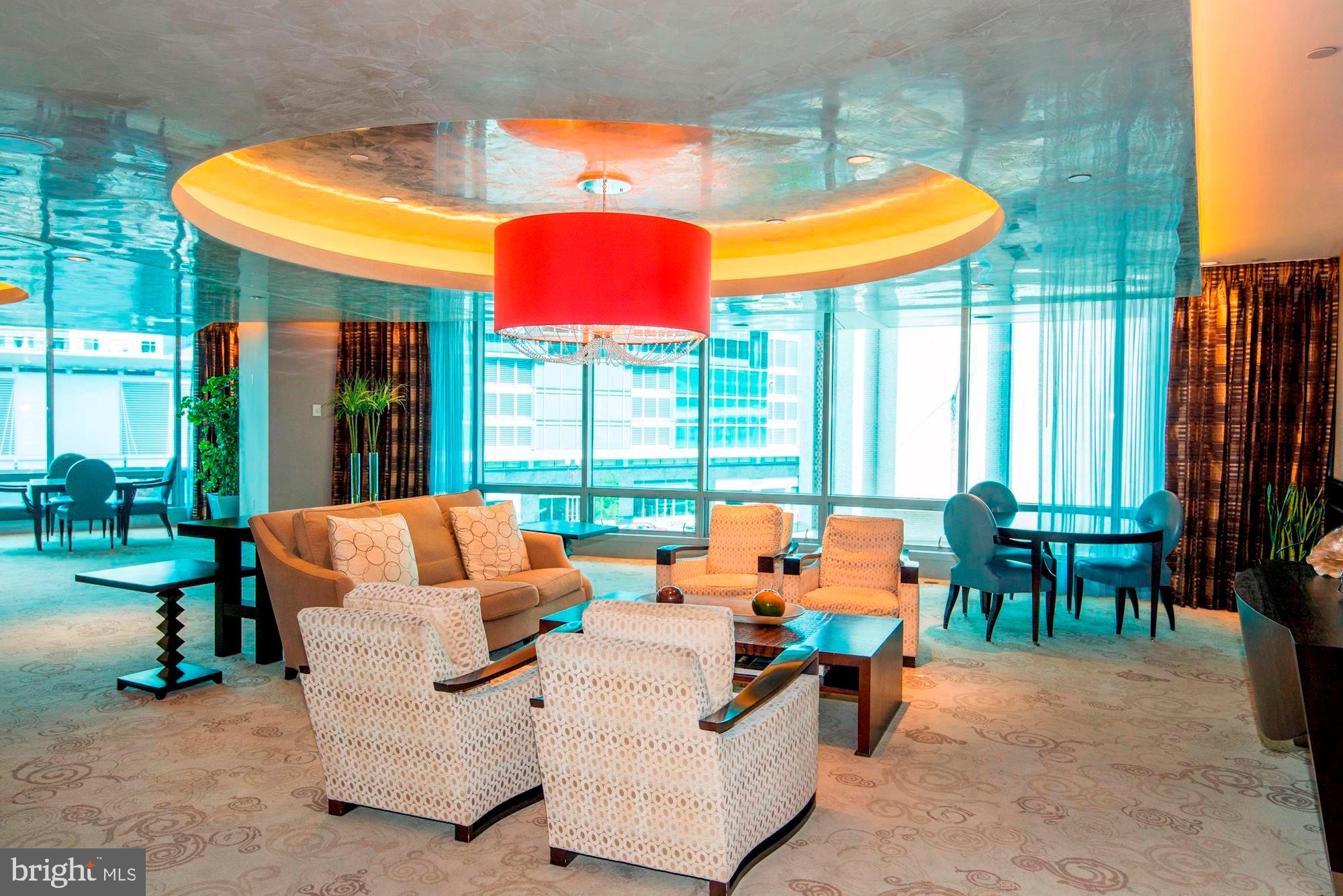 ROSSLYN - Residential