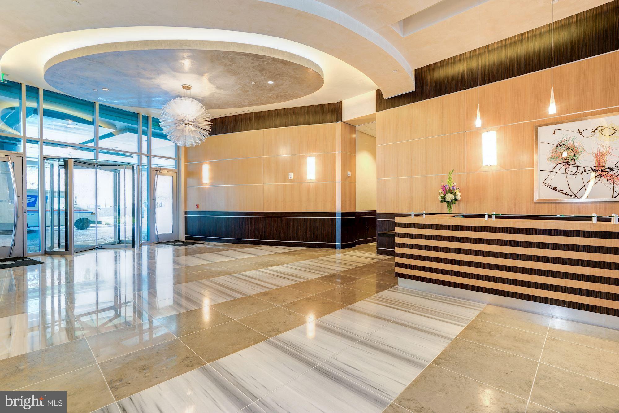 ROSSLYN - Residential