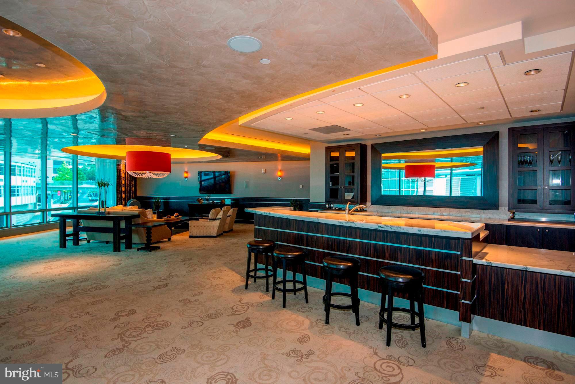 ROSSLYN - Residential