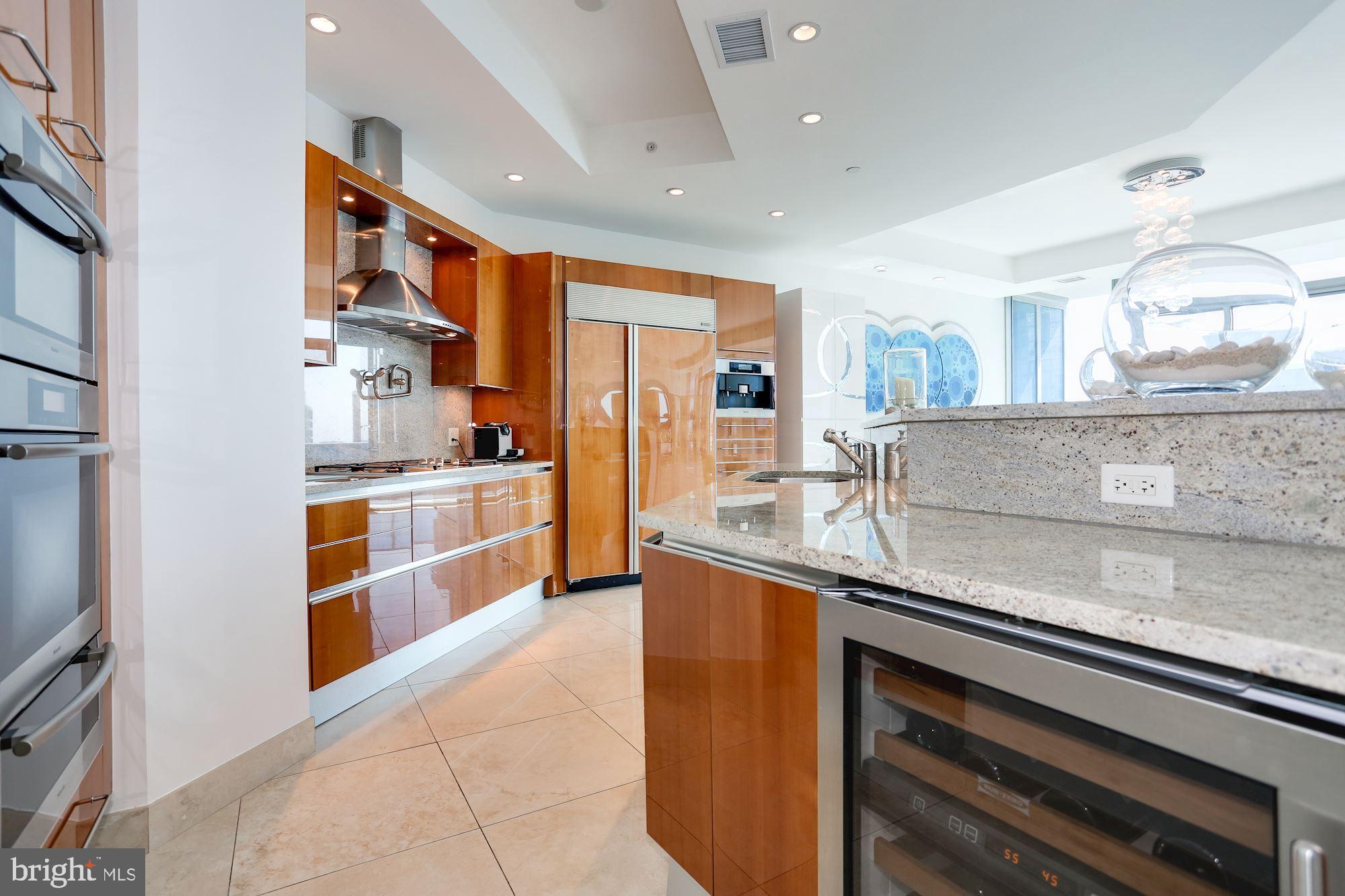 ROSSLYN - Residential