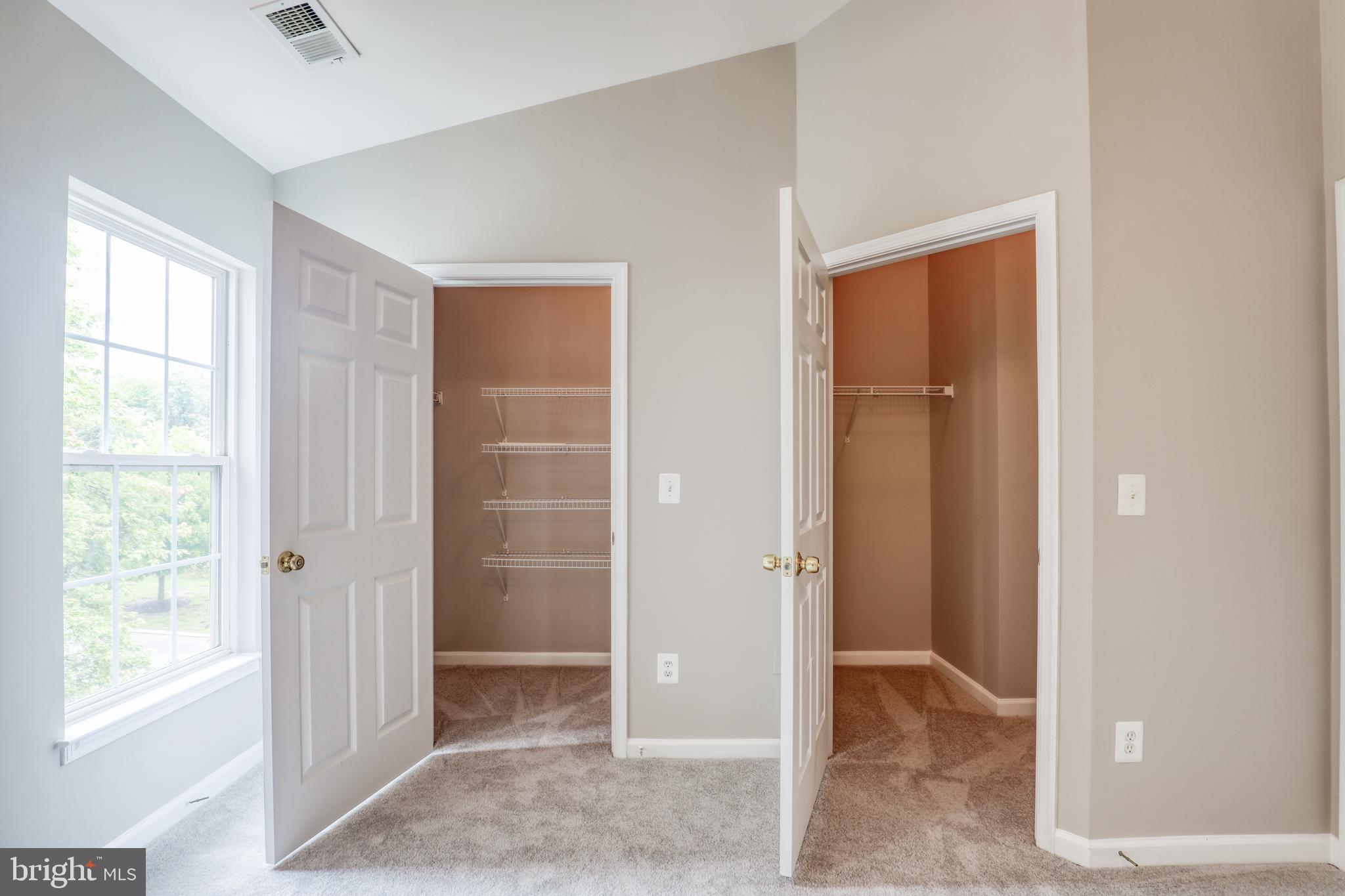 LAKELAND PLACE - Residential