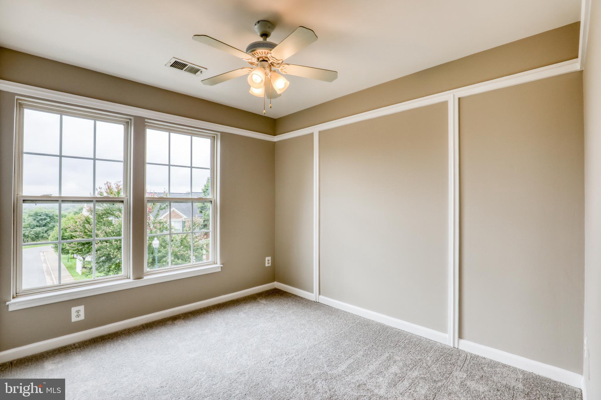 LAKELAND PLACE - Residential