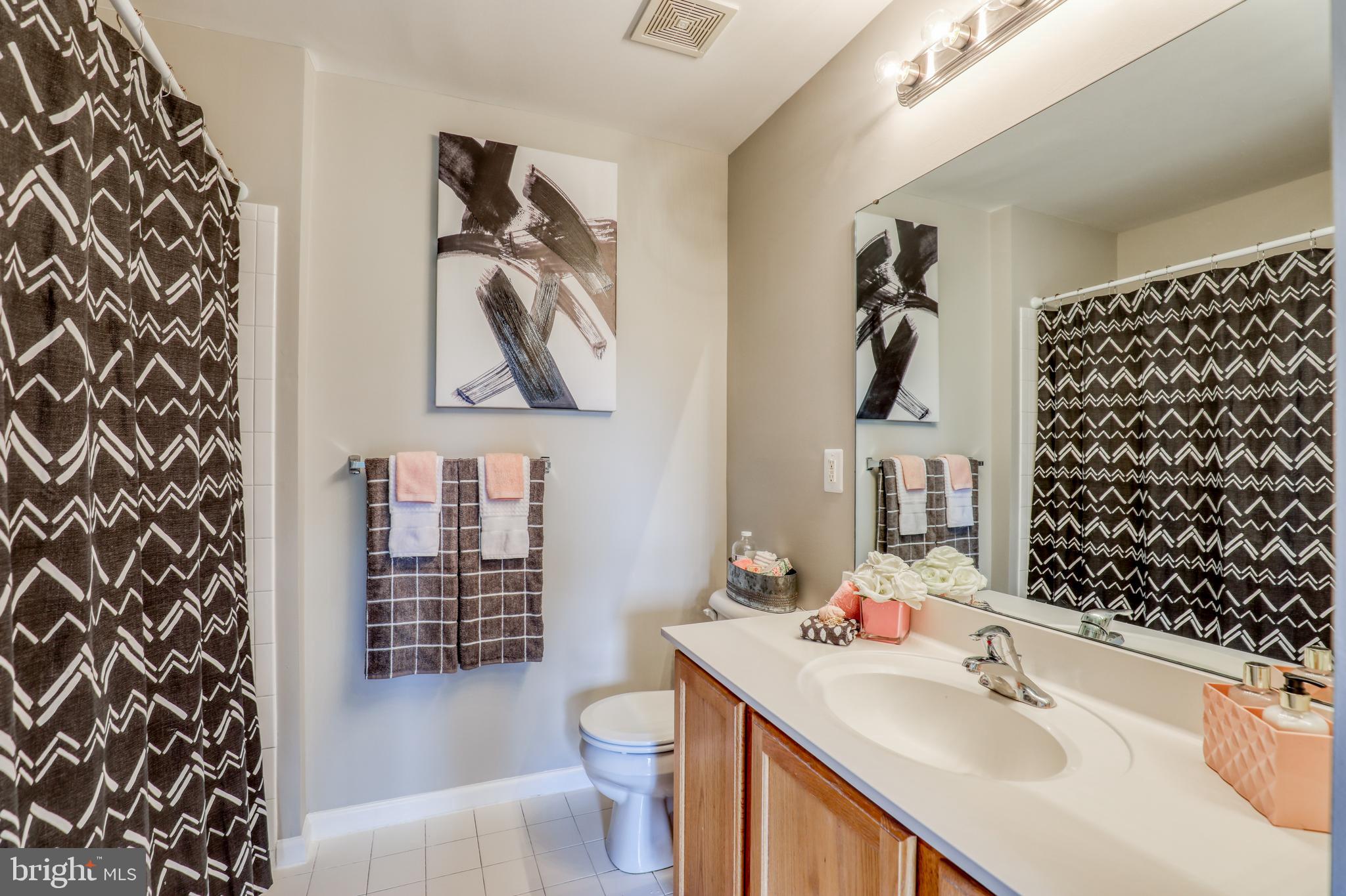 LAKELAND PLACE - Residential