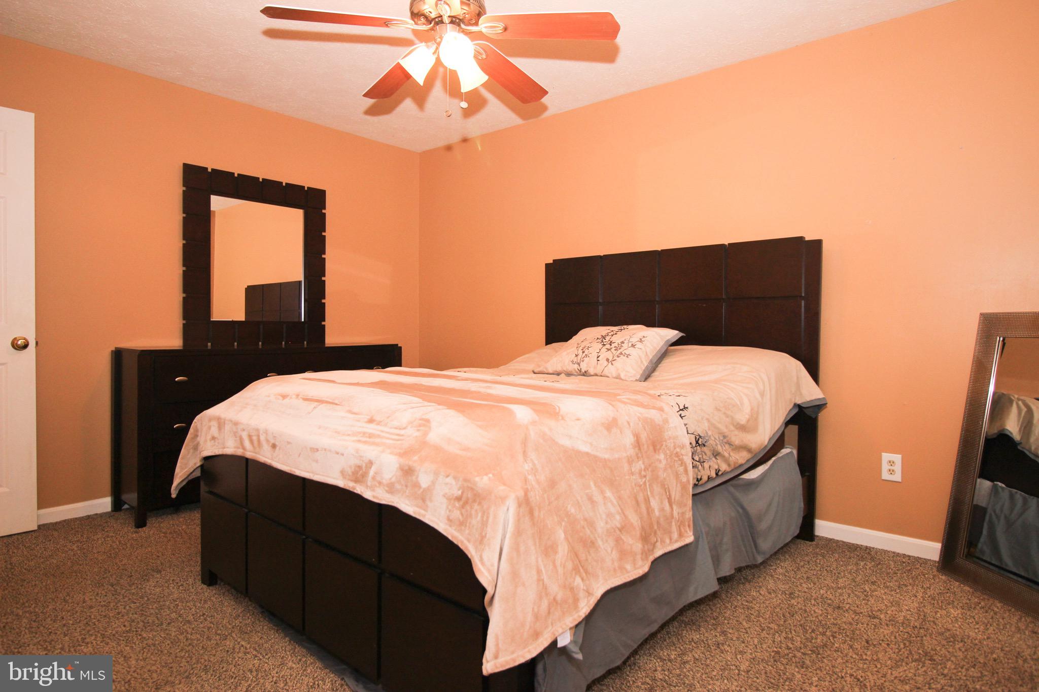 FALCON RIDGE - Residential