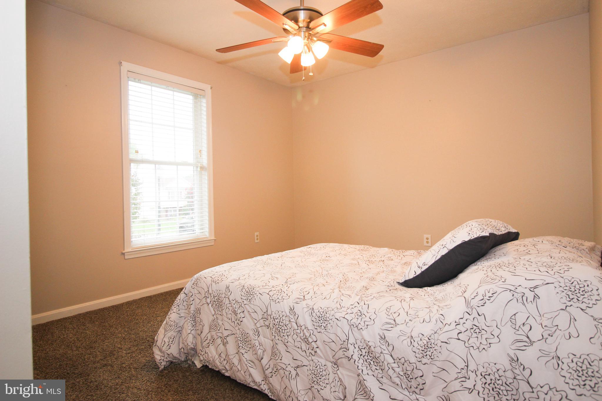 FALCON RIDGE - Residential