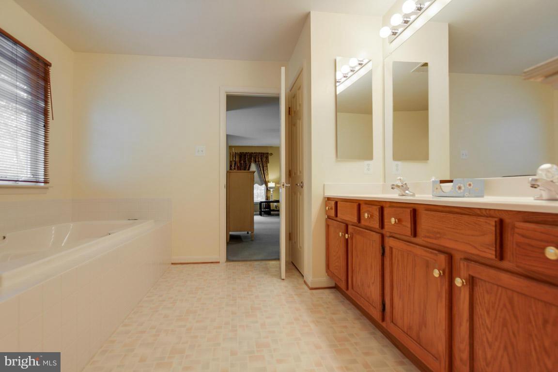 KINGS GRANT LA PLATA - Residential