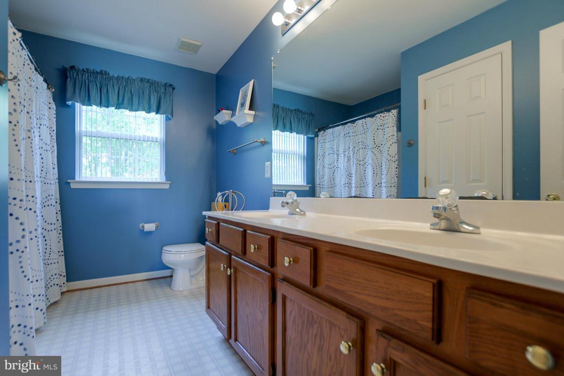 KINGS GRANT LA PLATA - Residential