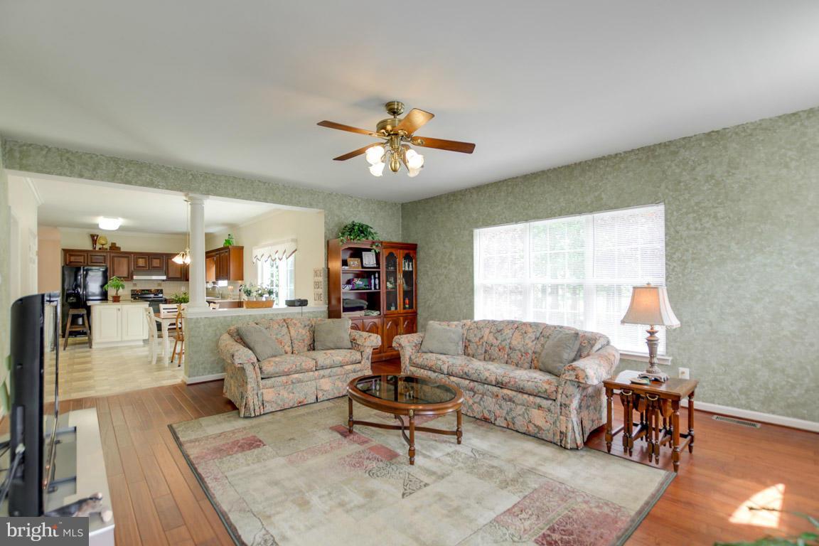 KINGS GRANT LA PLATA - Residential