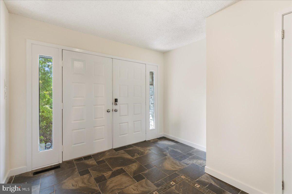24 HEREFORD DRIVE