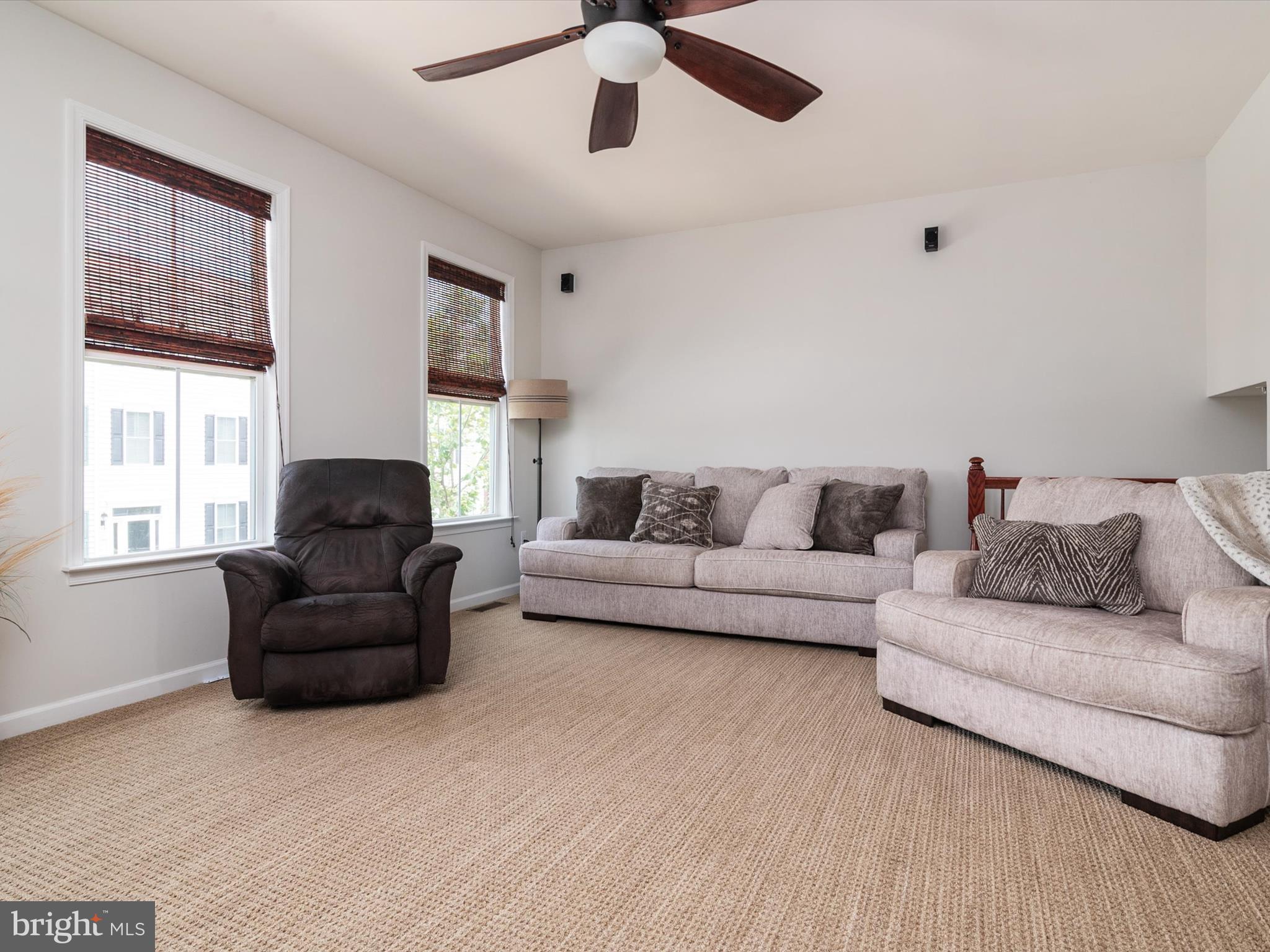 ELLENDALE - Residential