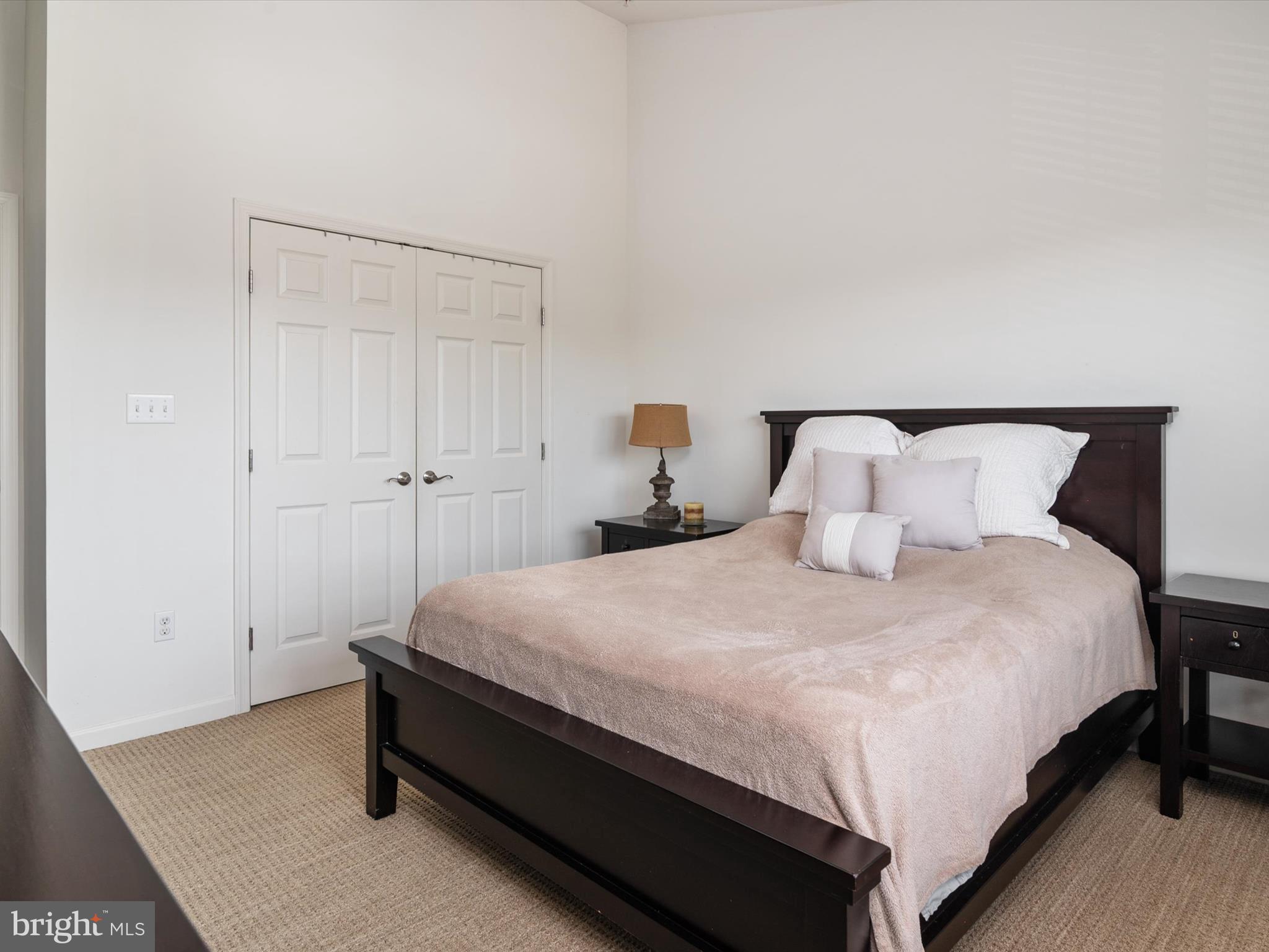 ELLENDALE - Residential