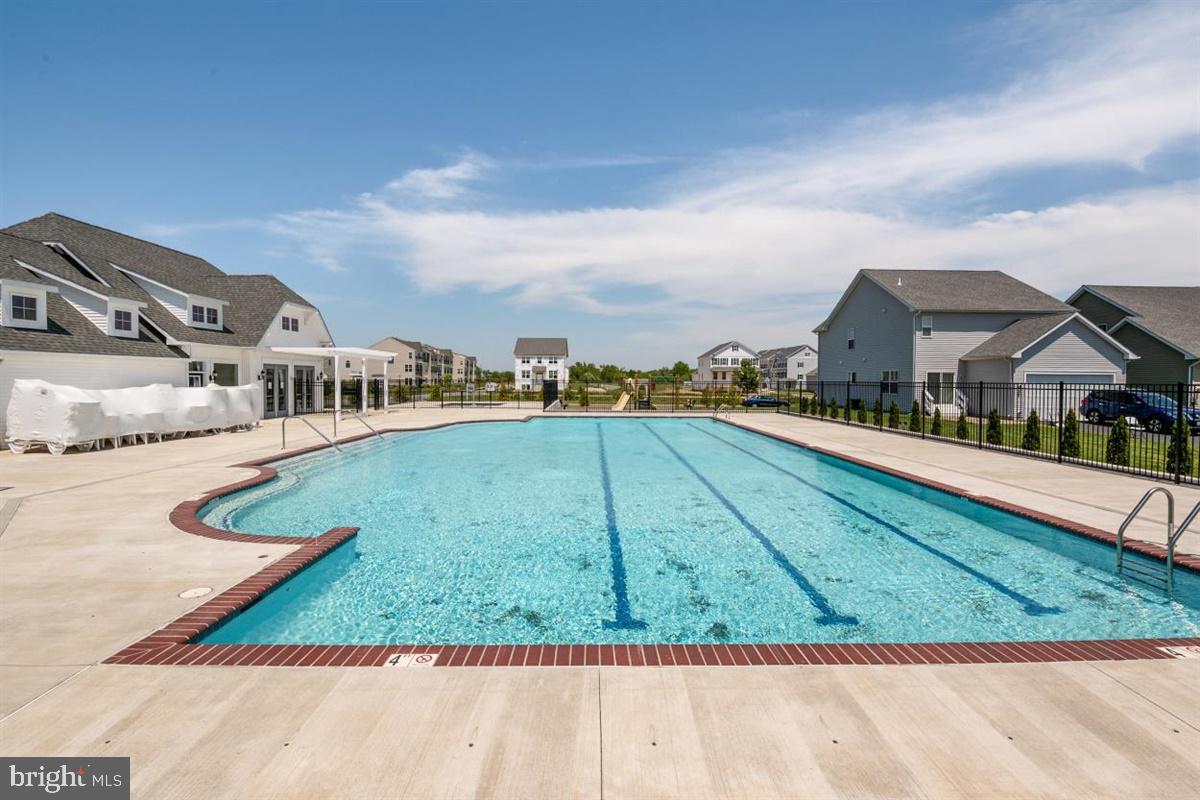 ELLENDALE - Residential