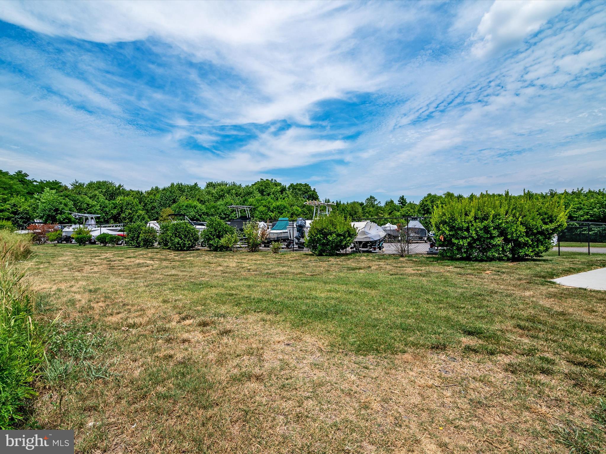 ELLENDALE - Residential