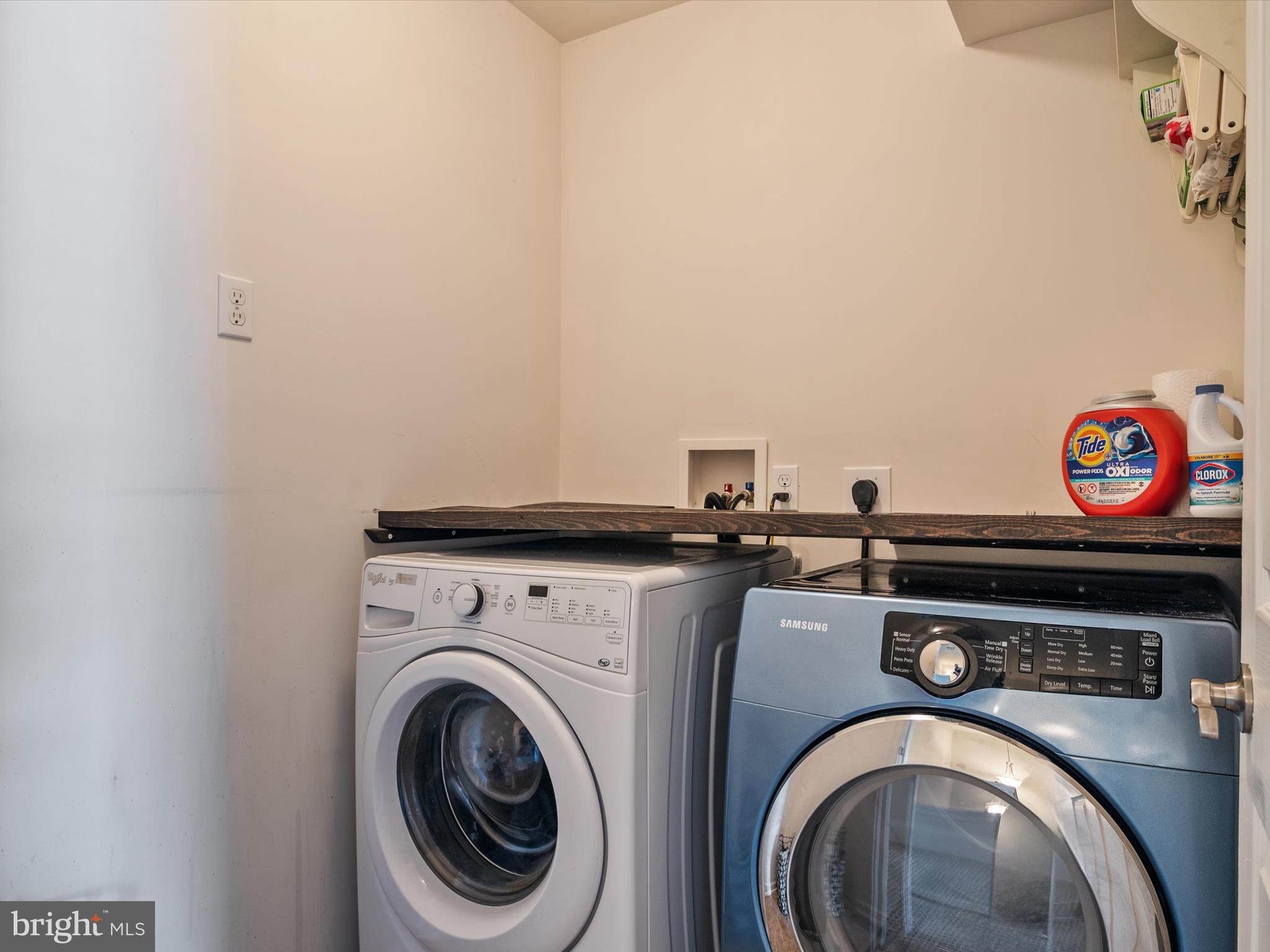 ELLENDALE - Residential