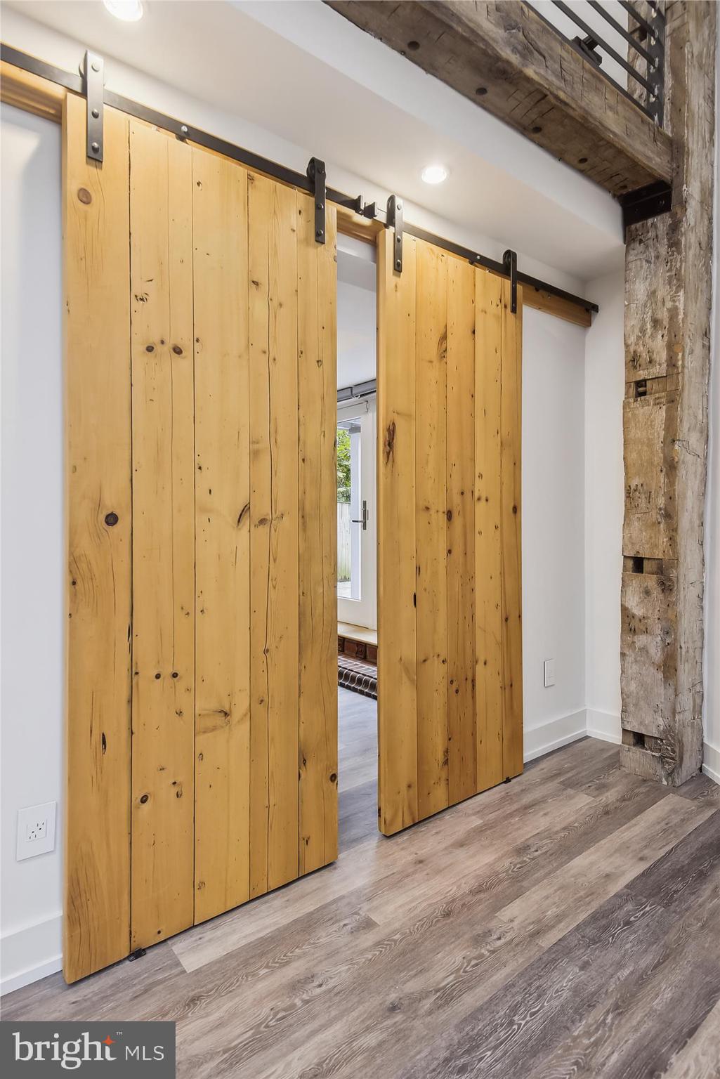 CHEVY CHASE - Residential