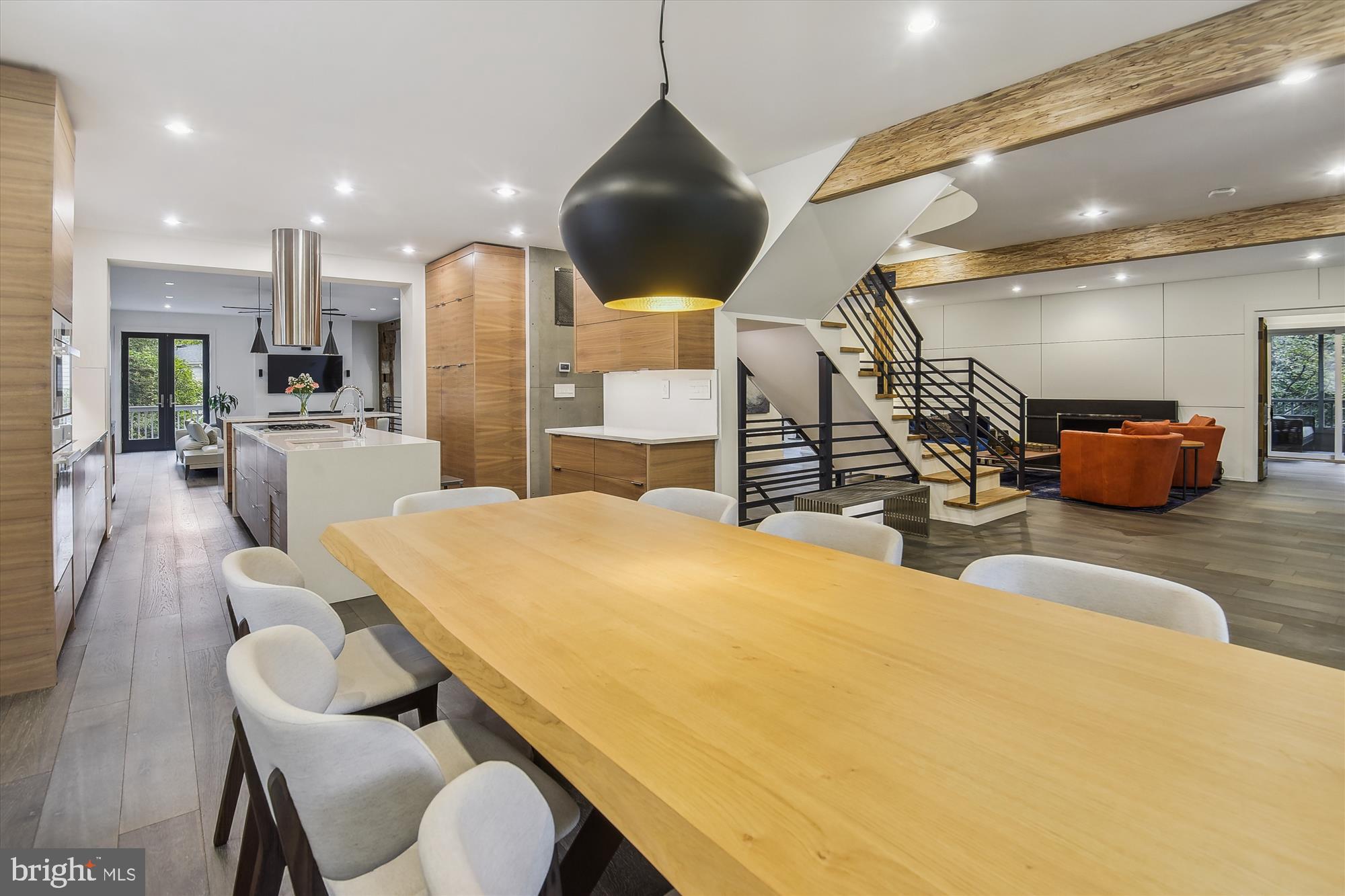 CHEVY CHASE - Residential