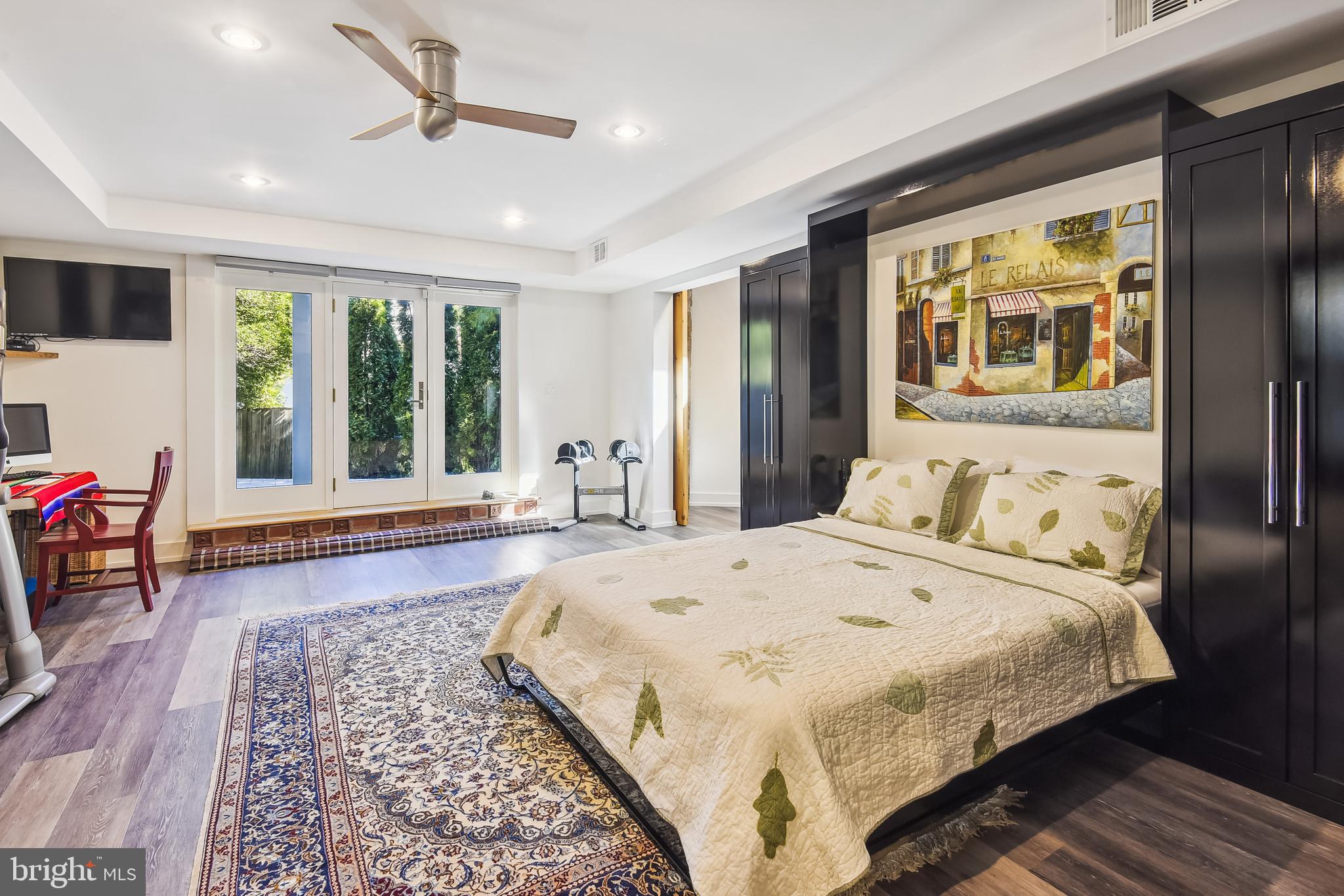 CHEVY CHASE - Residential