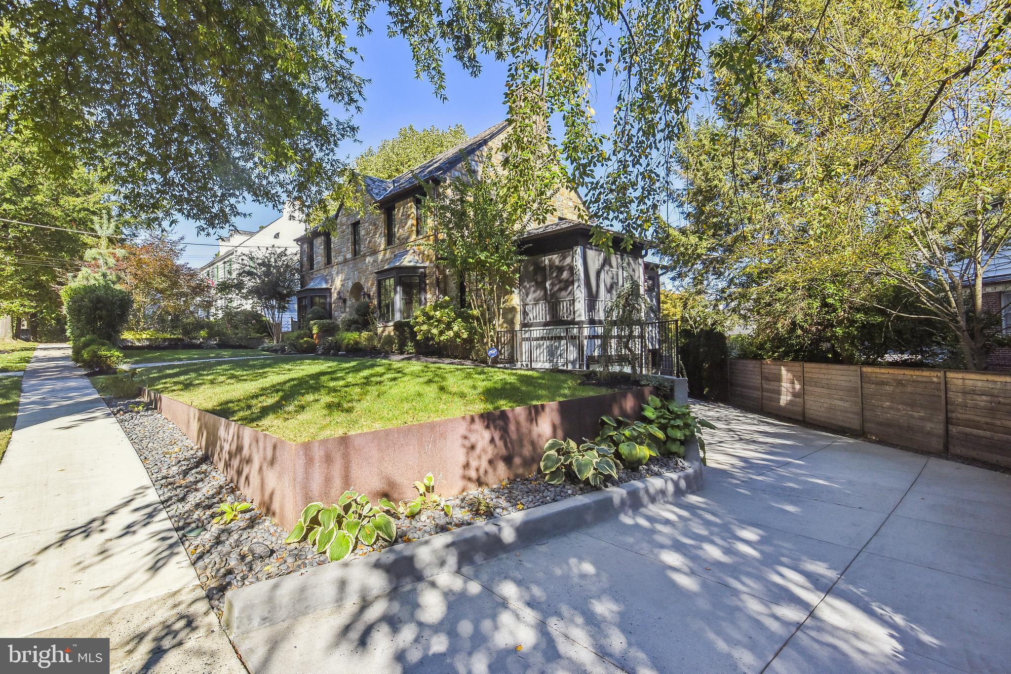 CHEVY CHASE - Residential