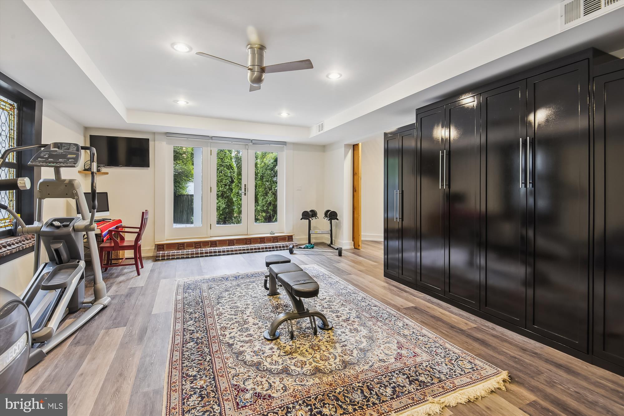 CHEVY CHASE - Residential