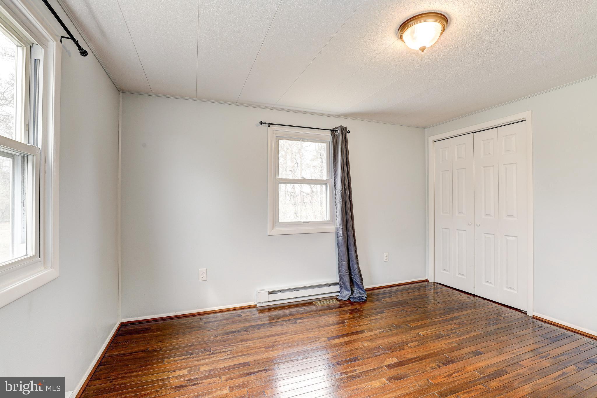 MIDDLETOWN MANOR - Residential