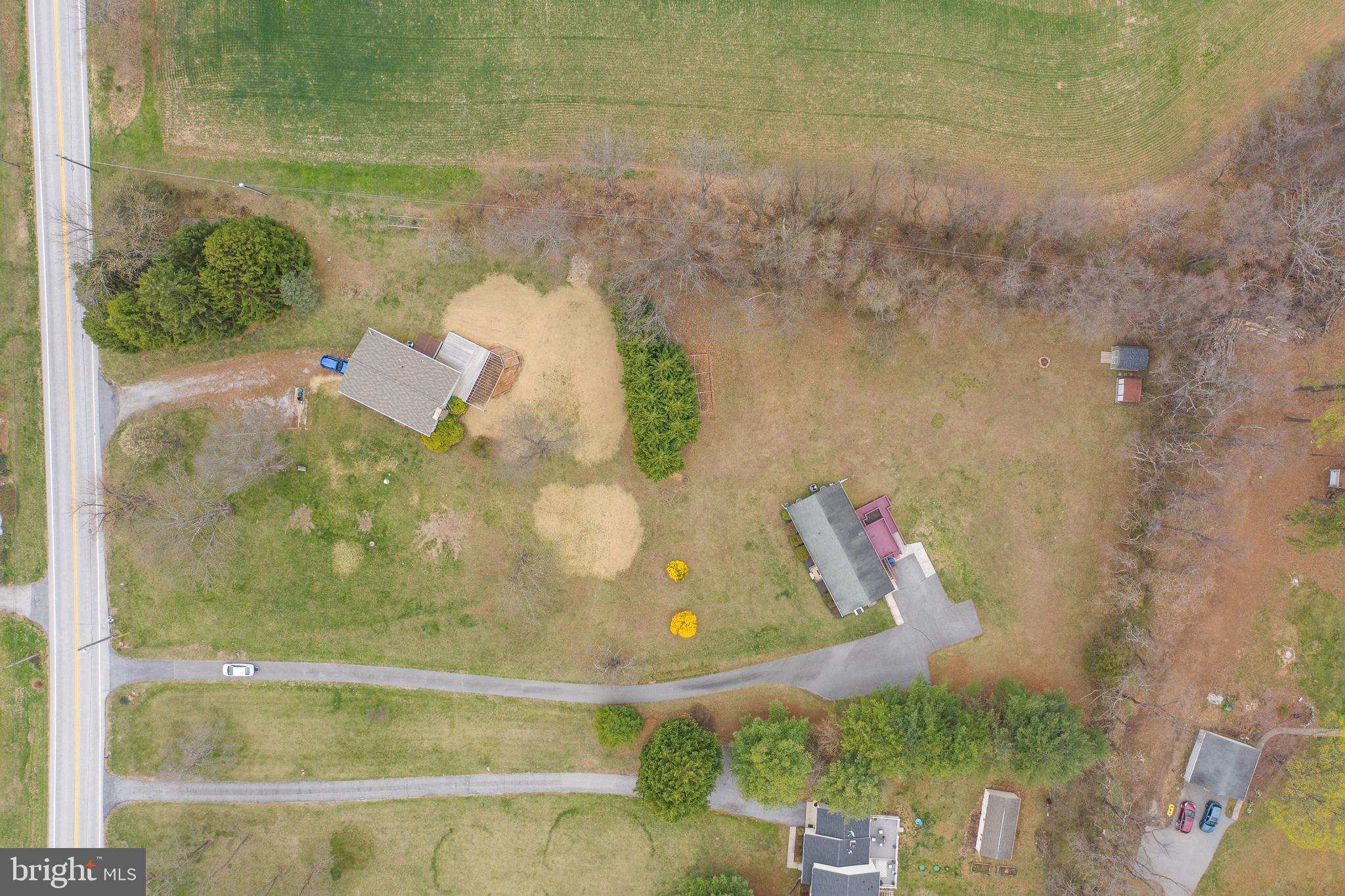 MIDDLETOWN MANOR - Residential