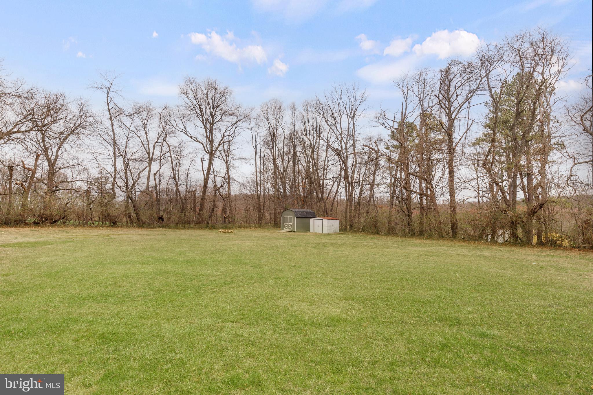 MIDDLETOWN MANOR - Residential