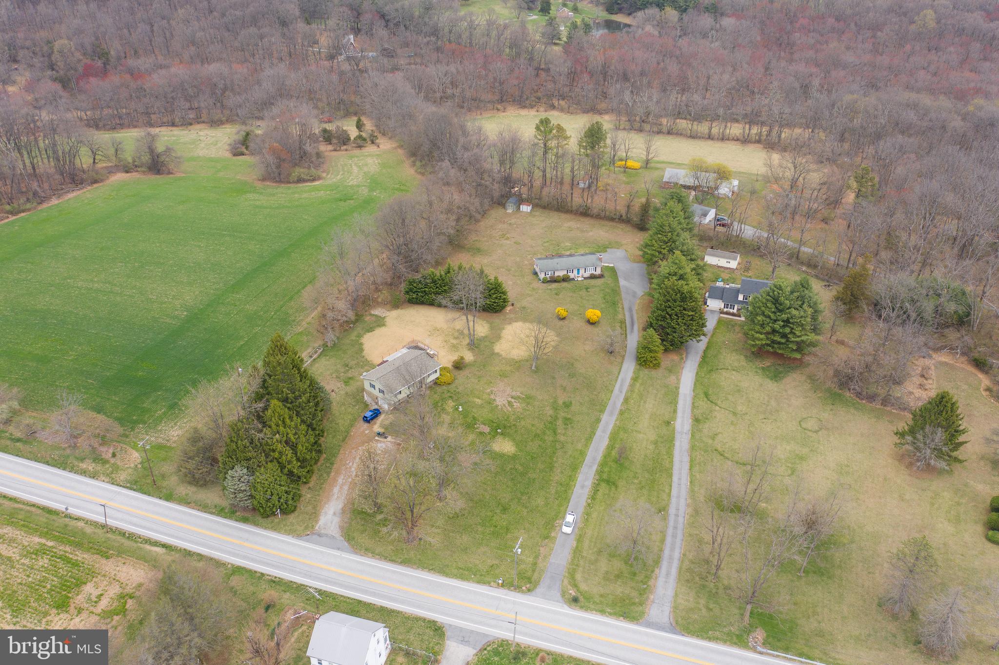 MIDDLETOWN MANOR - Residential