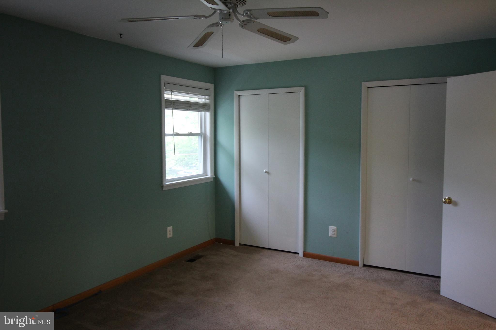 WOODLAND BEACH - Residential Lease