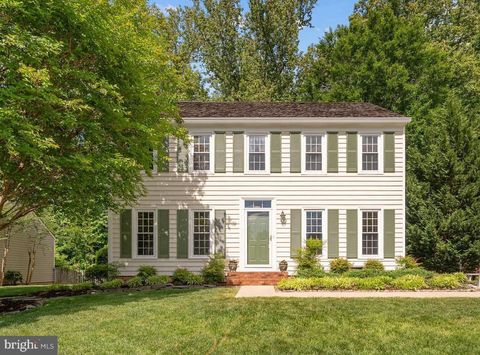 Photo of 3110 Woods Cove Lane, WOODBRIDGE, VA 22192 (MLS # VAPW2119060)