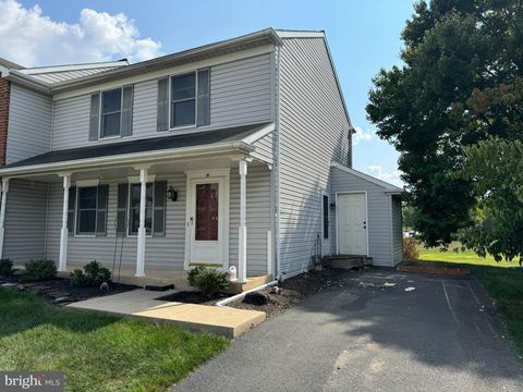 Photo of 20 Thornapple Drive, Marietta, PA 17547 (MLS # PALA2057950)