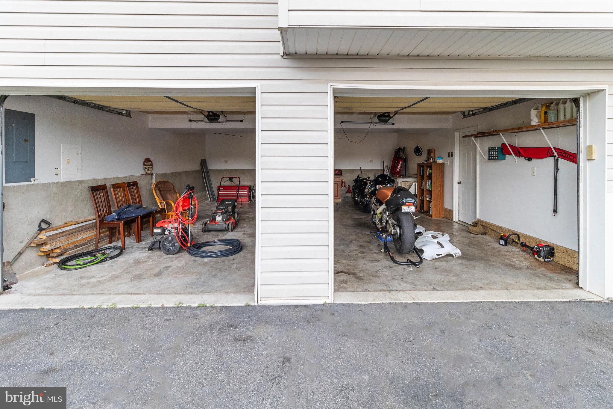 MILLS FARM - Residential