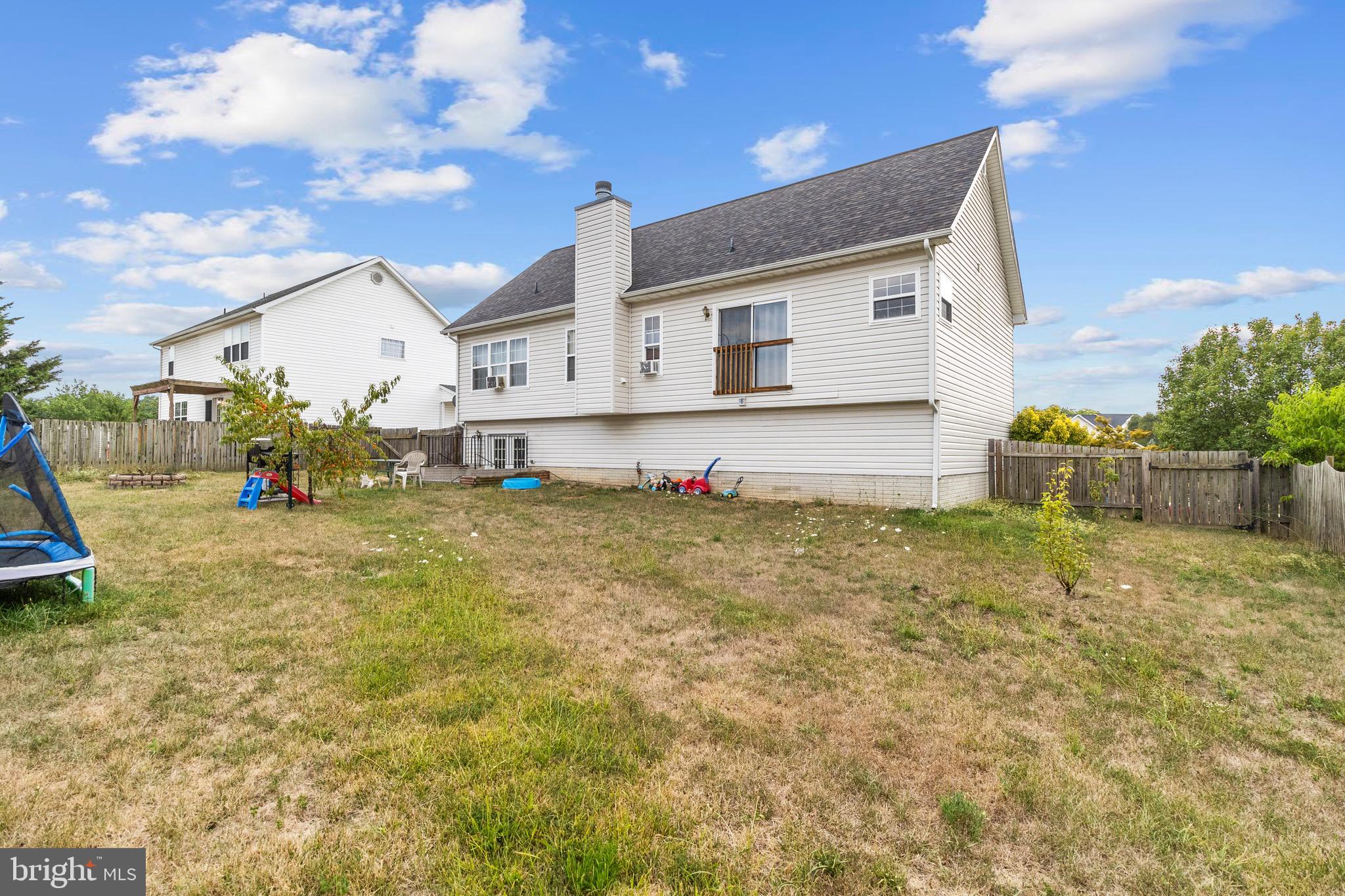 MILLS FARM - Residential