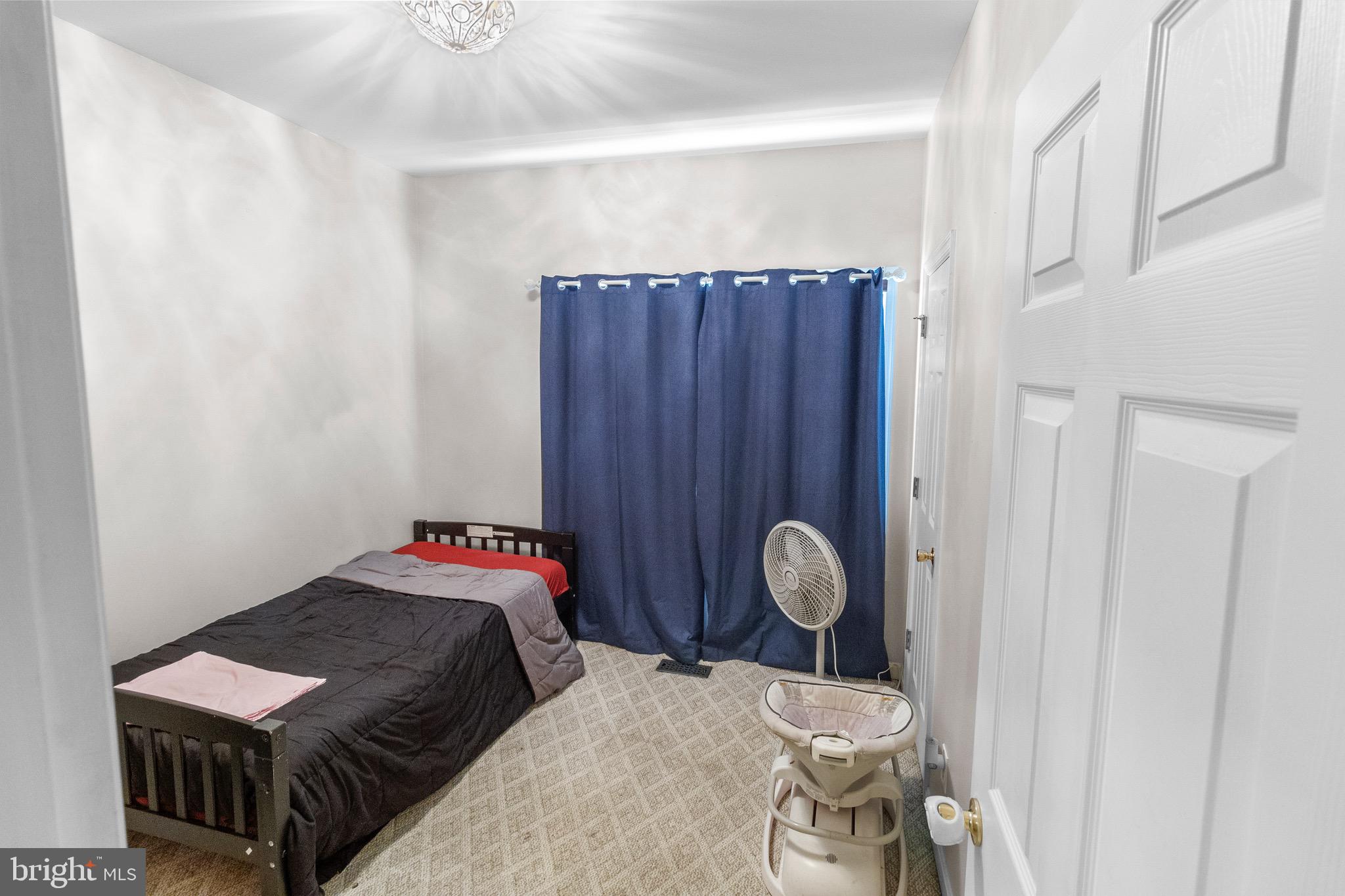 MILLS FARM - Residential