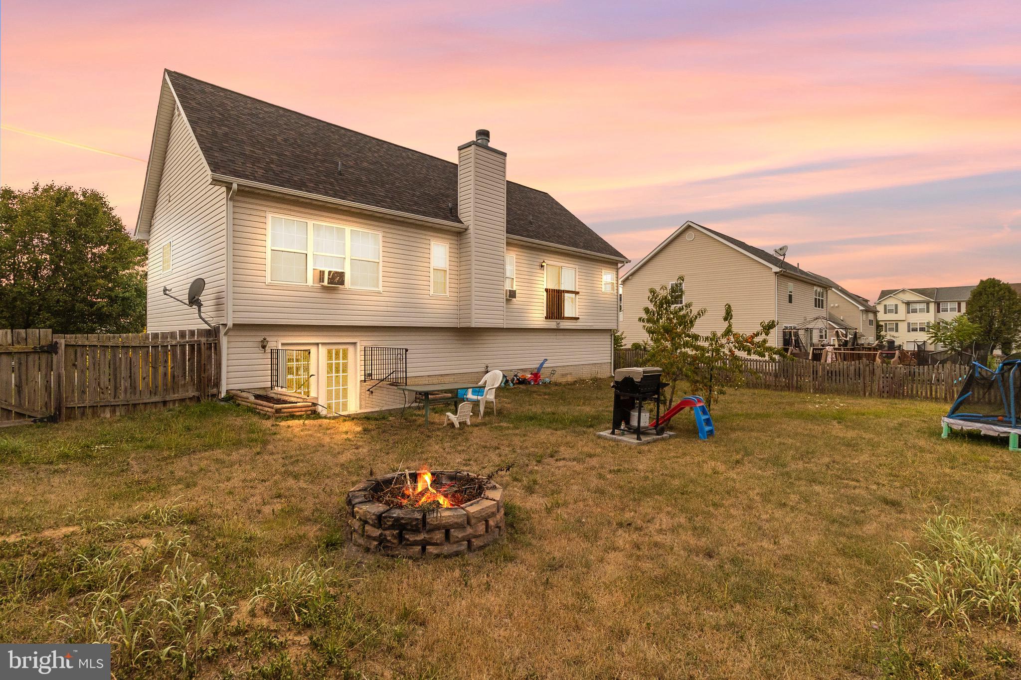 MILLS FARM - Residential