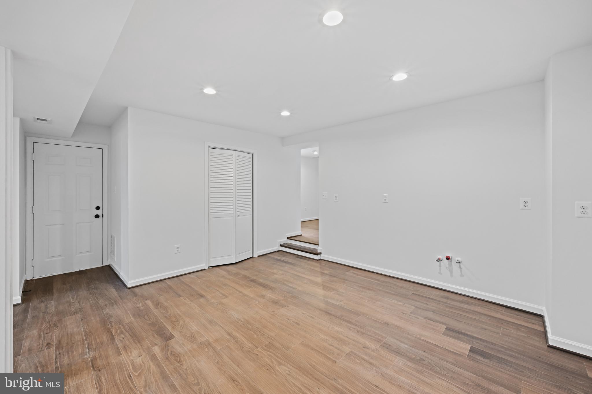 CHESAPEAKE RANCH ESTATES - Residential Lease